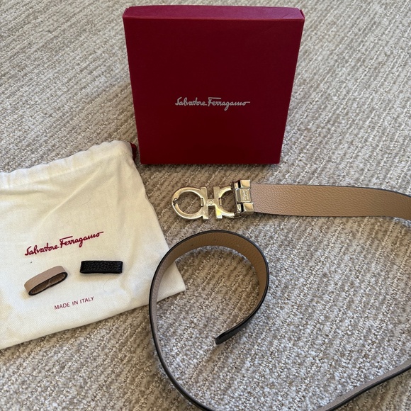 Ferragamo Womans Belt